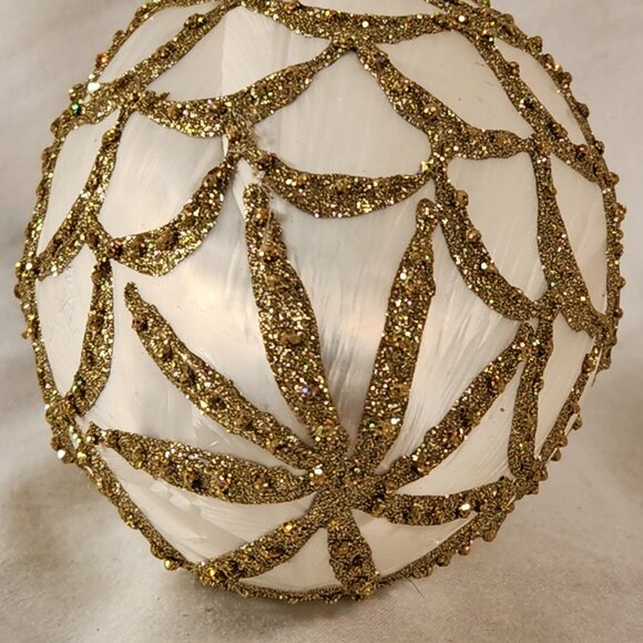 Faberge Inspired Handmade Glass Egg Ornament White Gold Glitter Reflective Embel - Picture 9 of 11